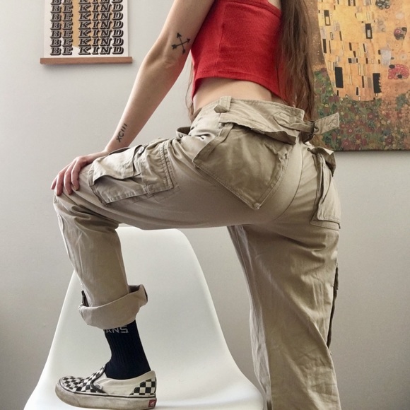 [SOLD] Cargo Pants - Picture 3 of 3